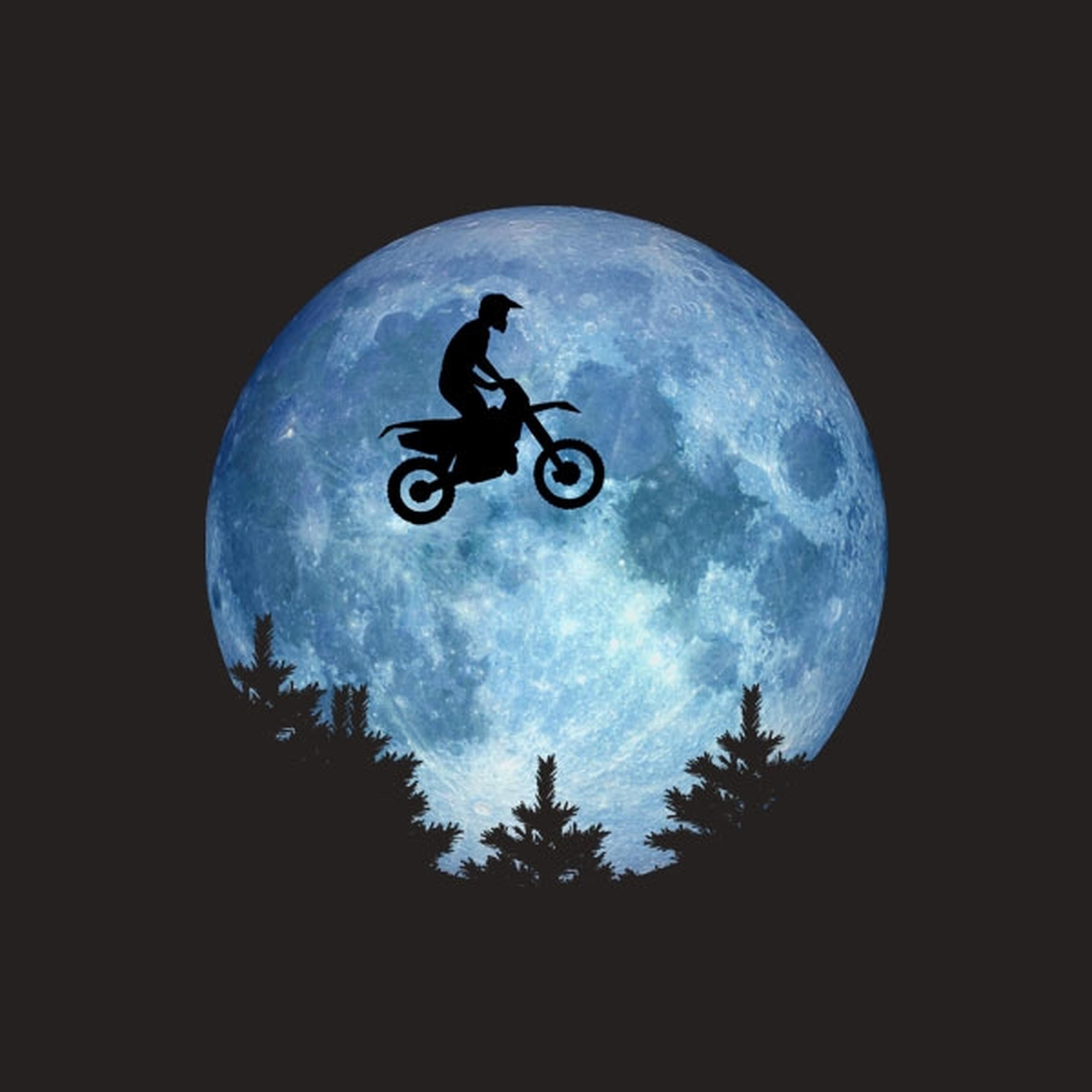 Extraterrestrial motorbike - T-shirt